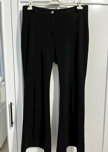 Düğmeli Siyah Kadın Kumaş Pantolon - Görsel 2