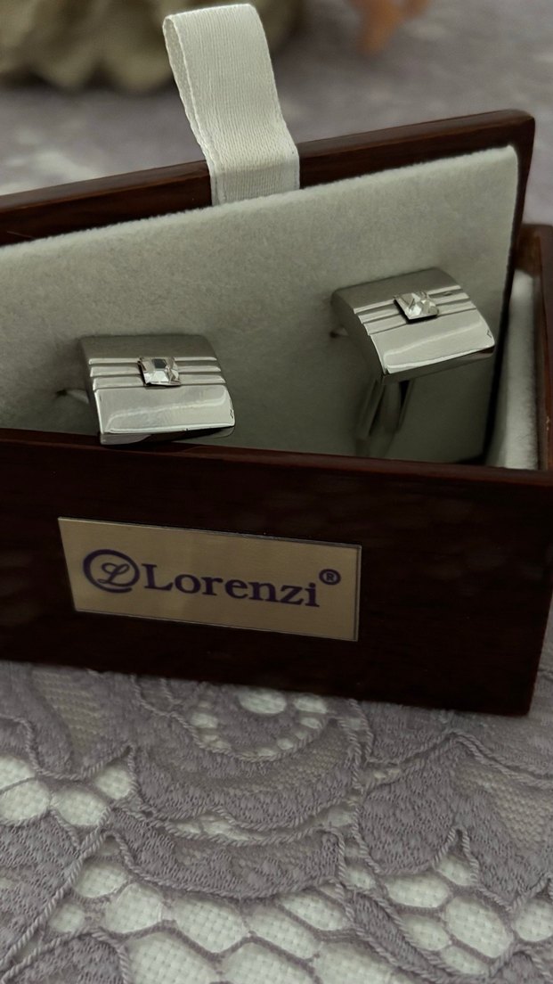 Parlak Beyaz Kare Kadın  Kol Düğmesi - Görsel 3