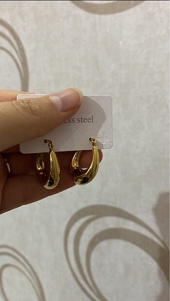 Gold küpe