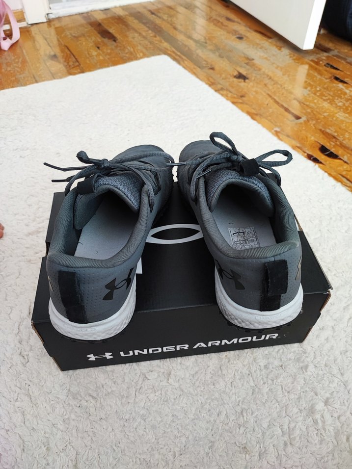 Under Armour Erkek Halı Saha Ayakkabısı - Görsel 3