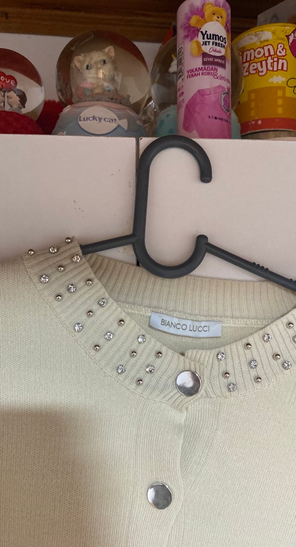 Taş işlemeli Bej Kısa Kollu Mini triko  Hırka - Görsel 5