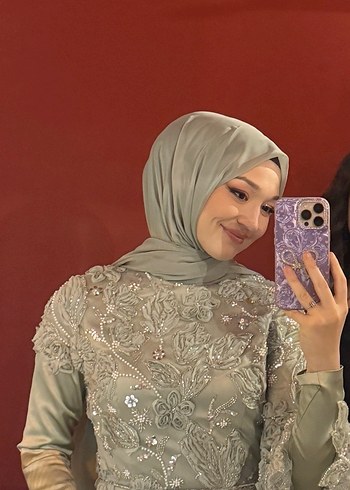 Yeşil İşlemeli Uzun Abiye Elbise - Görsel 3