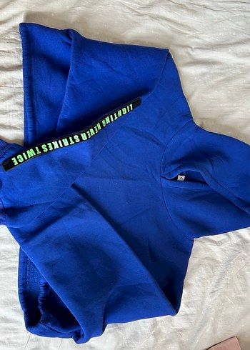 Mavi Kapüşonlu Fermuarlı Kadın Sweatshirt - Görsel 2