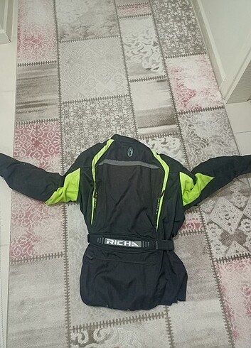 Richa motorcu montu 
