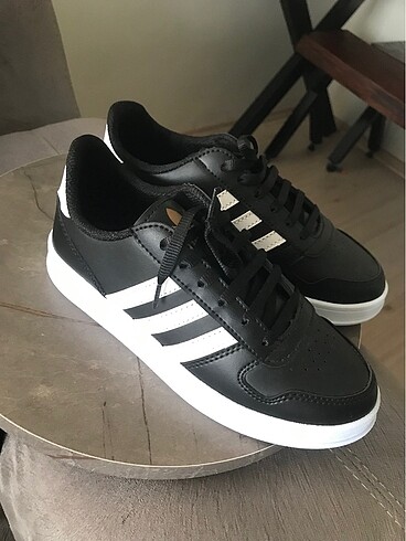 Adidas Orjinal değil 38 no