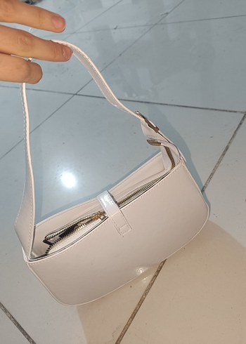 Beyaz Deri Tokalı Kadın Çanta - Görsel 2