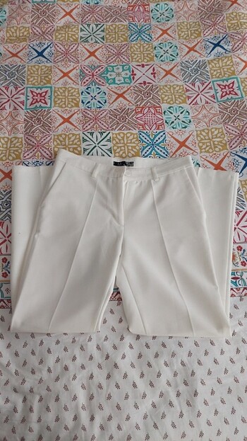 38 Beden beyaz Renk EKOL Mİ beyaz pantolon