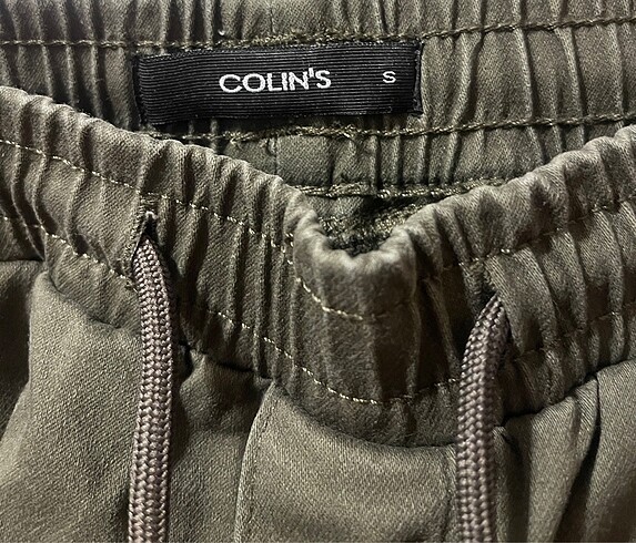 Colin's Hiç giyilmedi
