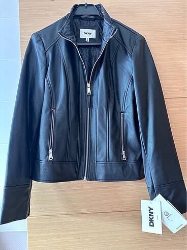 Dkny etiketli deri ceket