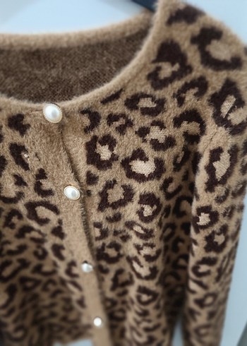 Kahverengi Leopar Desenli Kadın Hırka - Görsel 3