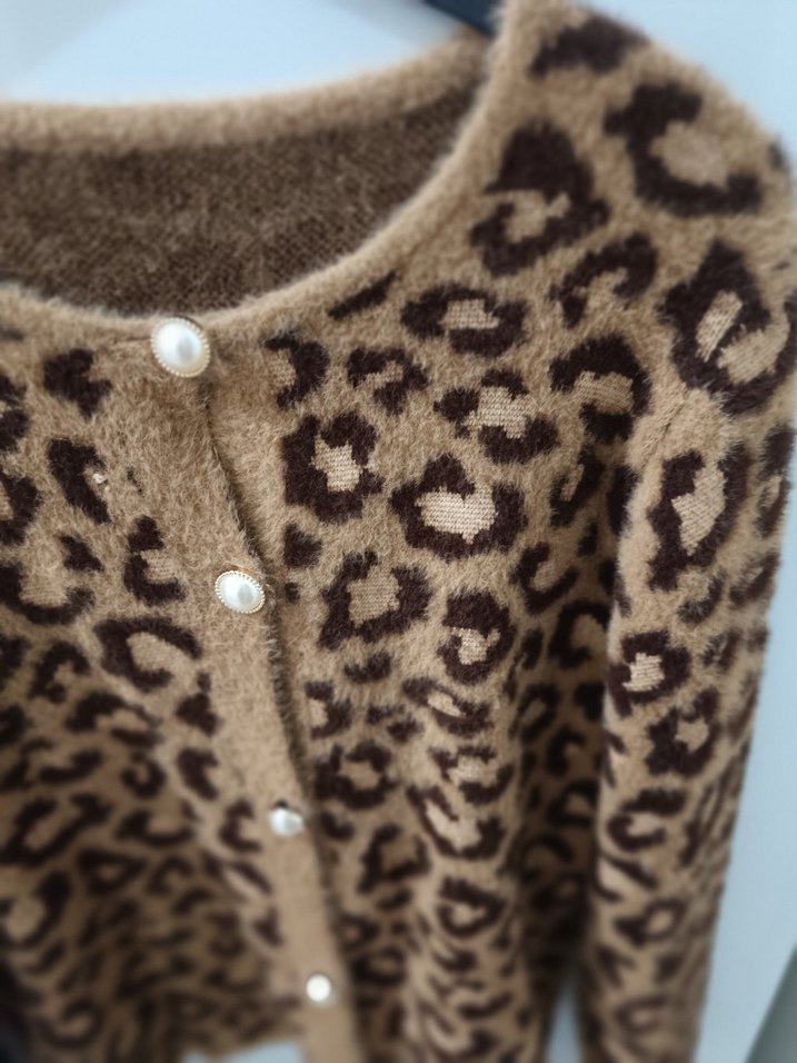Kahverengi Leopar Desenli Kadın Hırka - Görsel 3