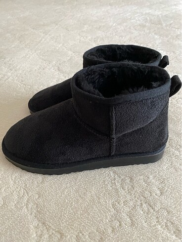 Ugg bot siyah 40 numara