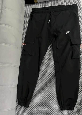 Nike Kadin Siyah Kargo Pantolon