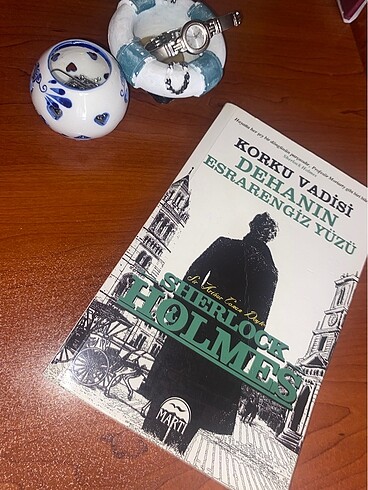 Sherlock holmes