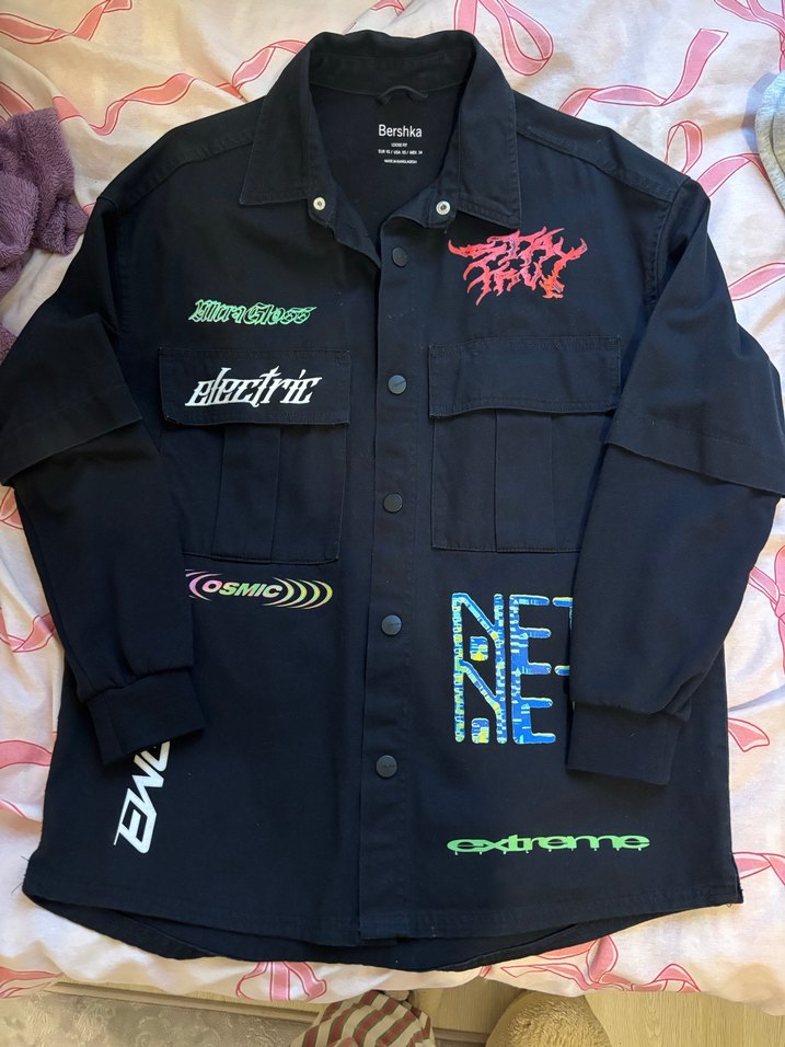 Siyah Punk Badge Ceket Bershka - Görsel 2