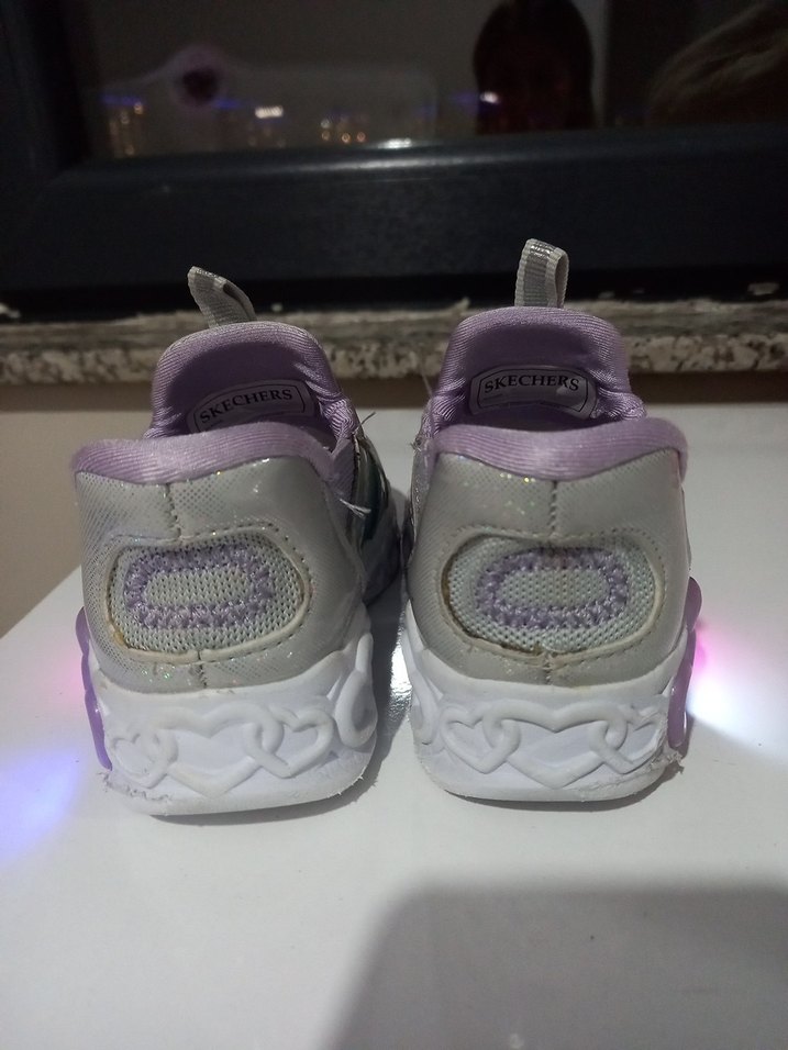 Skechers 24 numara ışıklı spor ayakkabi - Görsel 2