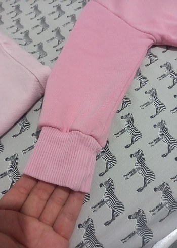 Mavi marka pembe Kapüşonlu sweat - Görsel 3