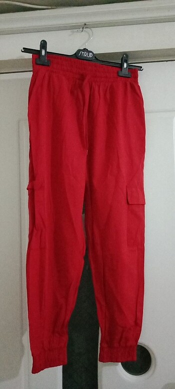 Kırmızı keten pantolon 