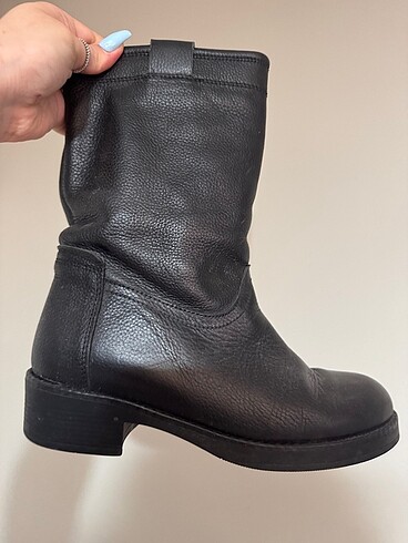 İnci Kadın Bot - Görsel 2