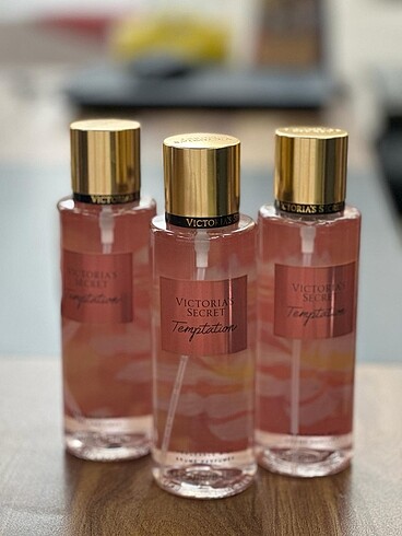 Beden Victoria?s secret vücut spreyi