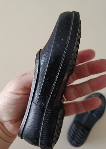 Siyah Çocuk Kara Lastik - Görsel 5