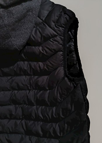 Erkek Gri Kapüşonlu Şişme Yelek - Görsel 5