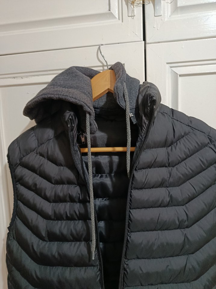 Erkek Gri Kapüşonlu Şişme Yelek - Görsel 2