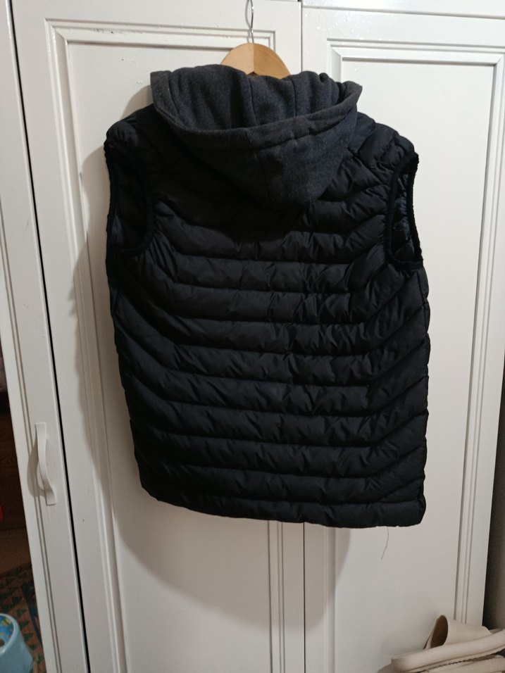 Erkek Gri Kapüşonlu Şişme Yelek - Görsel 3