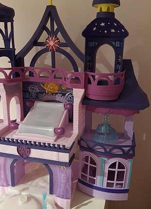  Beden Pony Twilight Sparkle'ın Okul Şato Seti