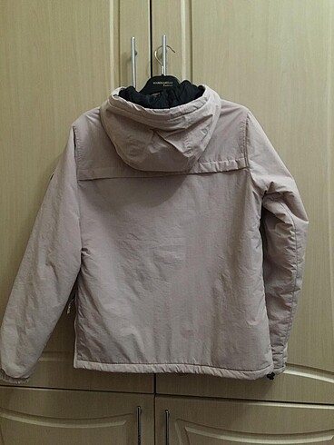 Pull and Bear PULL & BEAR