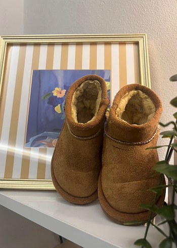 Ugg Sicak Ve Rahat Kahverengi Suet Bot
