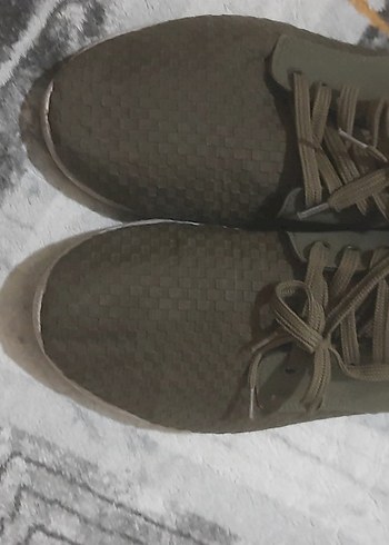 LC Waikiki Haki Orgu Dokulu Bagcikli Sneaker