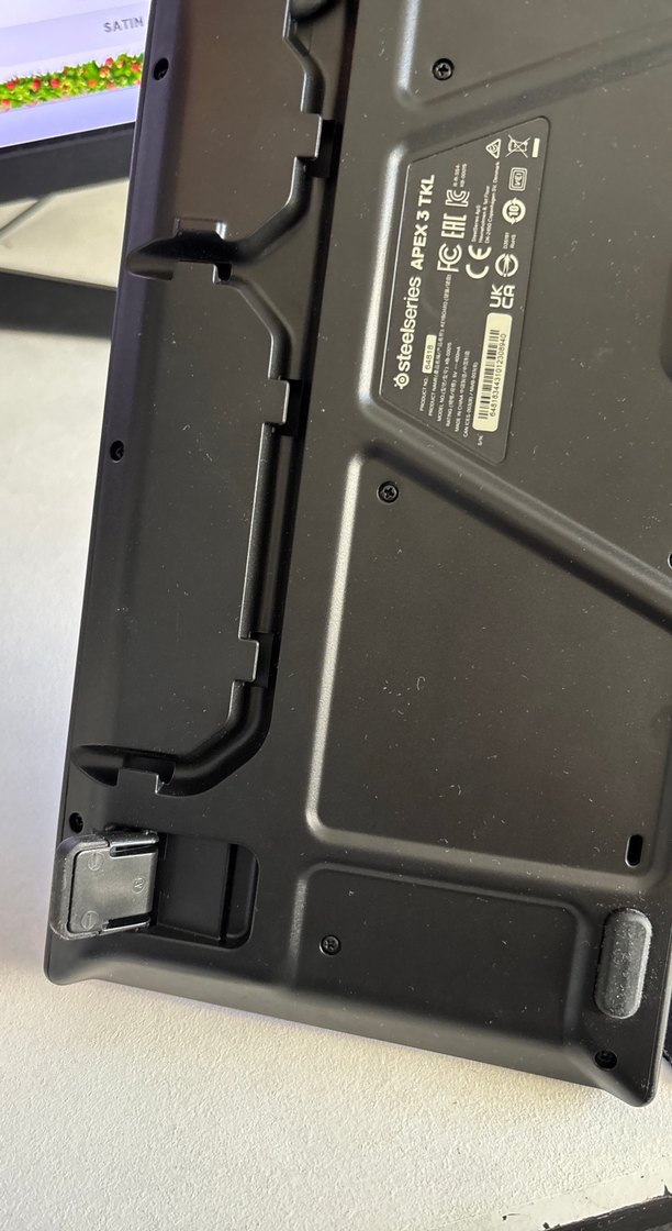 SteelSeries Apex 3 TKL Siyah RGB Aydınlatmalı Gaming Klavye - Görsel 4