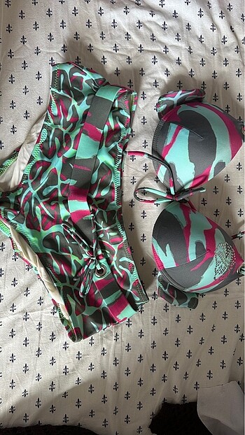 Bikini