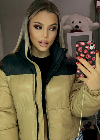 Siyah Bej Şişme Kadın Mont Stradivarius