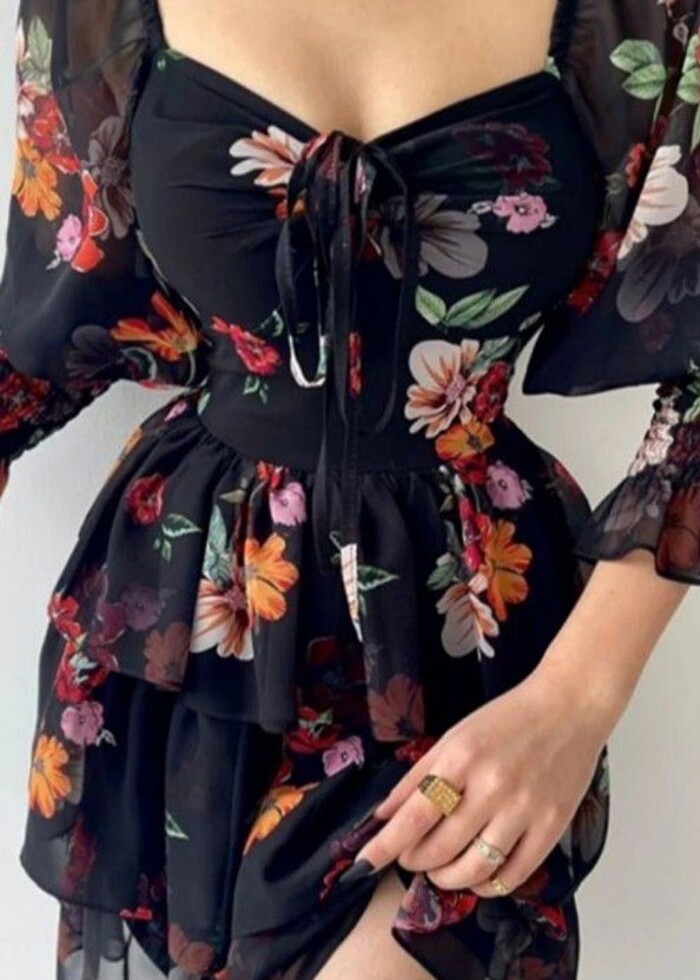 Çiçek astarlı şifon elbise - Görsel 4