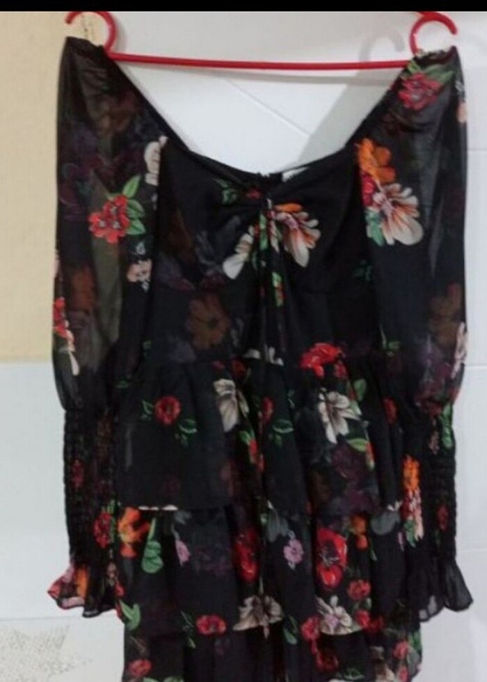 Çiçek astarlı şifon elbise - Görsel 4