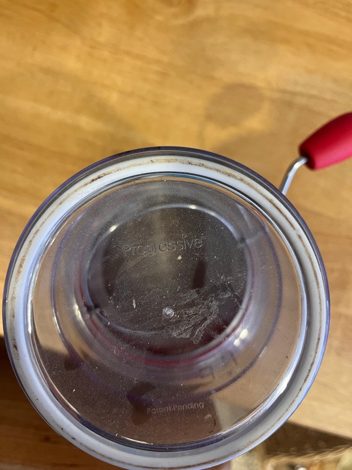 Kırmızı Plastik Mutfak Un Eleme - Görsel 2