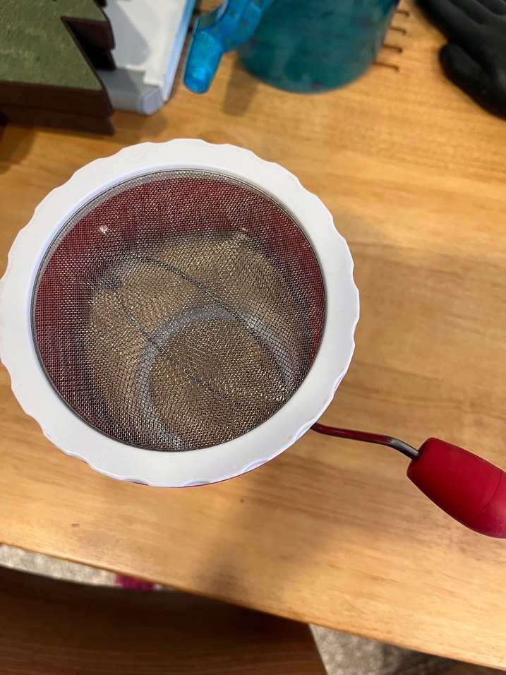 Kırmızı Plastik Mutfak Un Eleme - Görsel 3