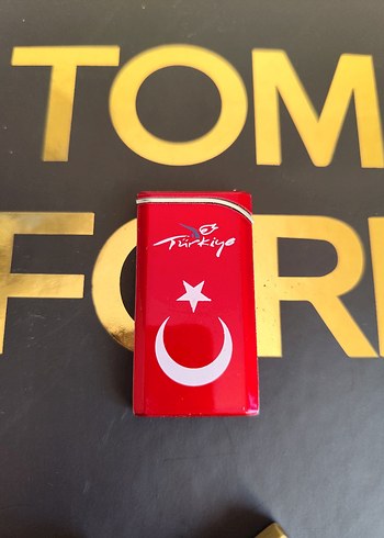  Beden Altın Renkli Renkli Hediyelik Çakmak