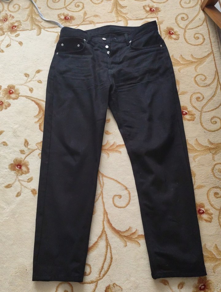 siyah Zara pantolon hiç yikanmadi - Görsel 5