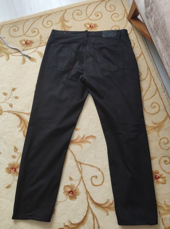 siyah Zara pantolon hiç yikanmadi - Görsel 4