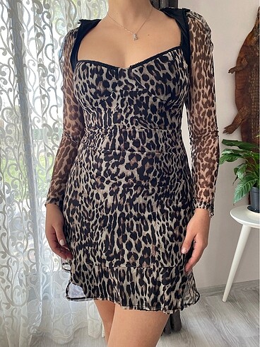 Leopar Elbise