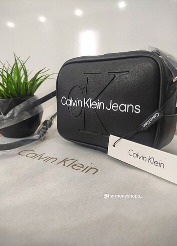 Calvin Klein Çanta