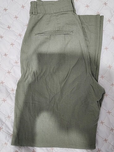 34 Beden haki Renk Stradivarius pantolon