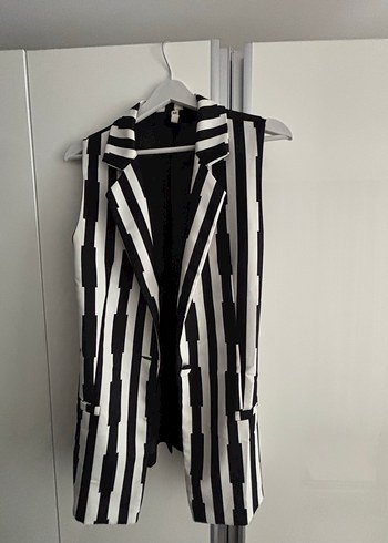Zebra Desenli Siyah Beyaz Midi Yelek