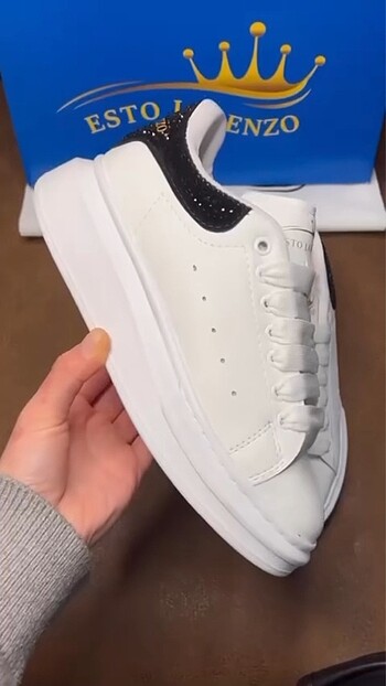 37 Beden beyaz Renk Beyaz taşlı ????