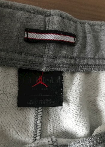 Puma Gri Erkek Şort
#puma - Görsel 7