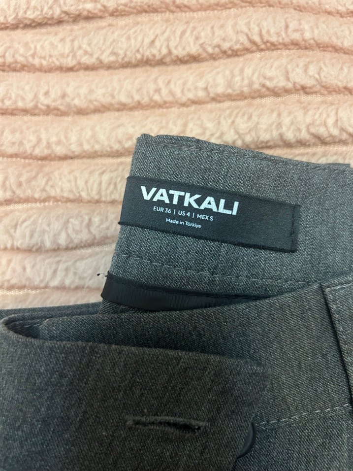 Gri Pilili Kadın Kumaş Pantolon - Görsel 3