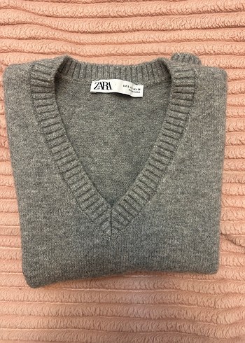 Gri V Yaka Örgü Kadın Süveter - Görsel 3